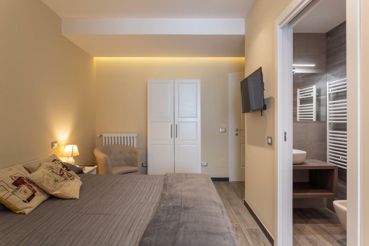 Hotel Le Stanze Di Carla! Con Cucina E Bagno Privato à Florence Extérieur photo